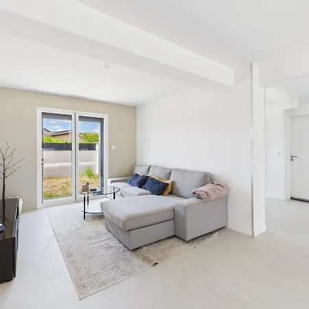 Beautiful Modern House In D'auvergne